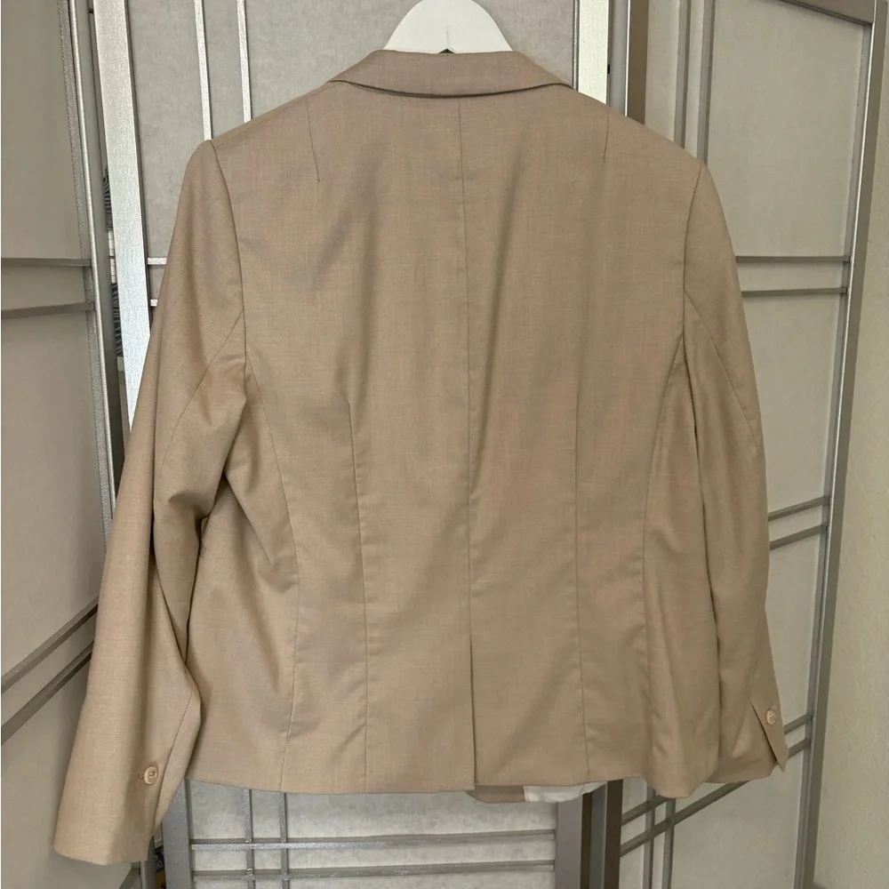 Women's Tan Blazer - Picture 6 of 7
